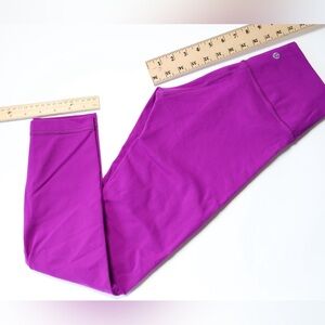 Lululemon Wunder Under 25”